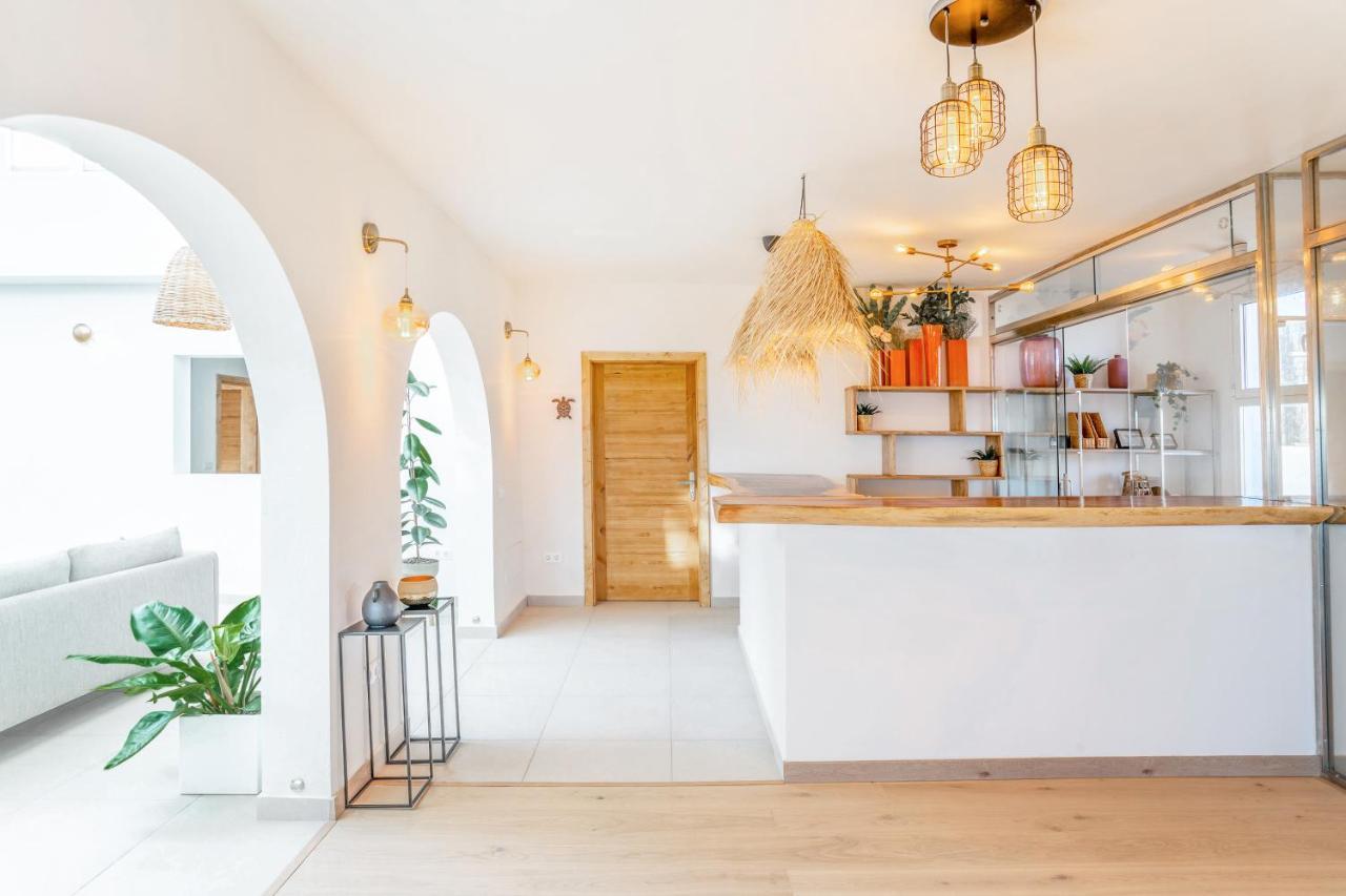 Boutique Beach Villa By Lanzarote Retreats - Private Pool - 1 Min Walk To Sea Pool 查德尔帕罗奥 外观 照片