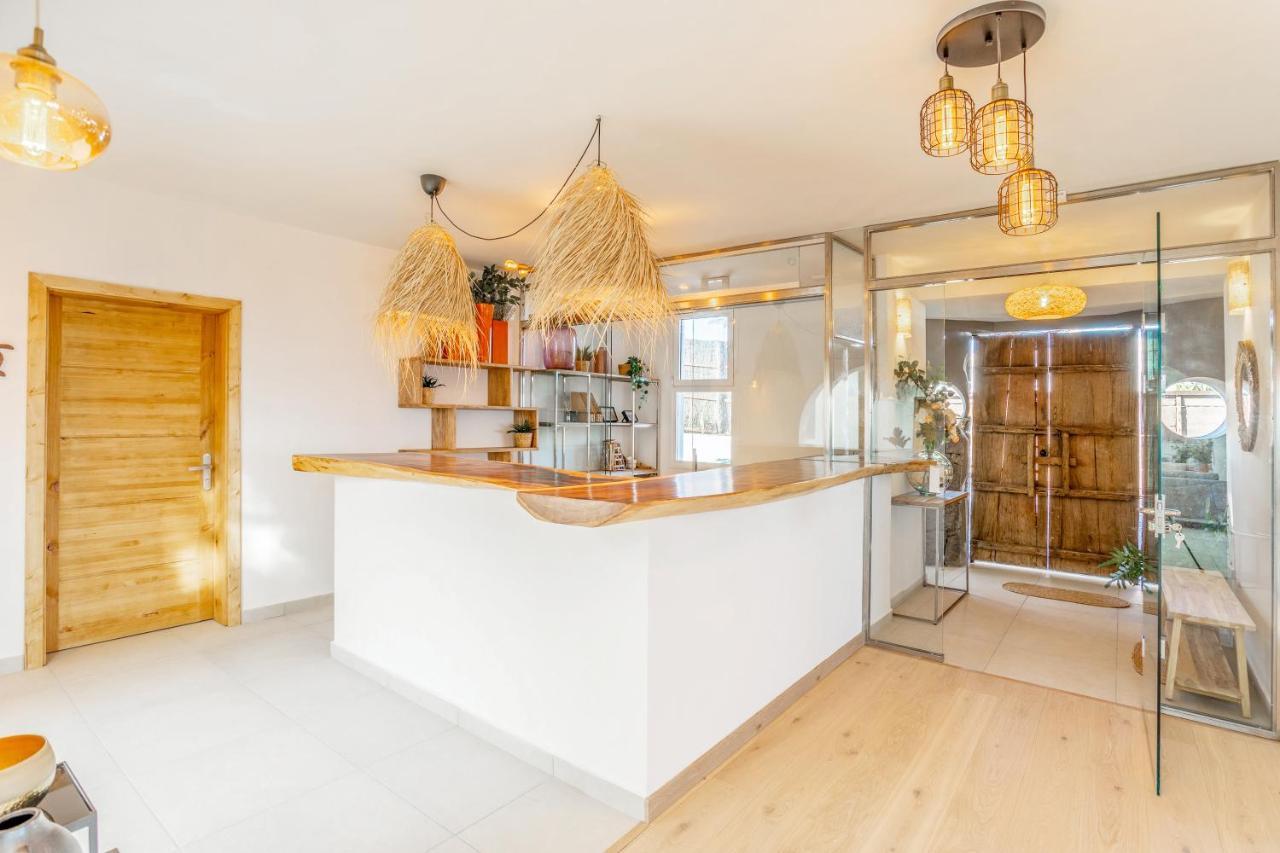 Boutique Beach Villa By Lanzarote Retreats - Private Pool - 1 Min Walk To Sea Pool 查德尔帕罗奥 外观 照片